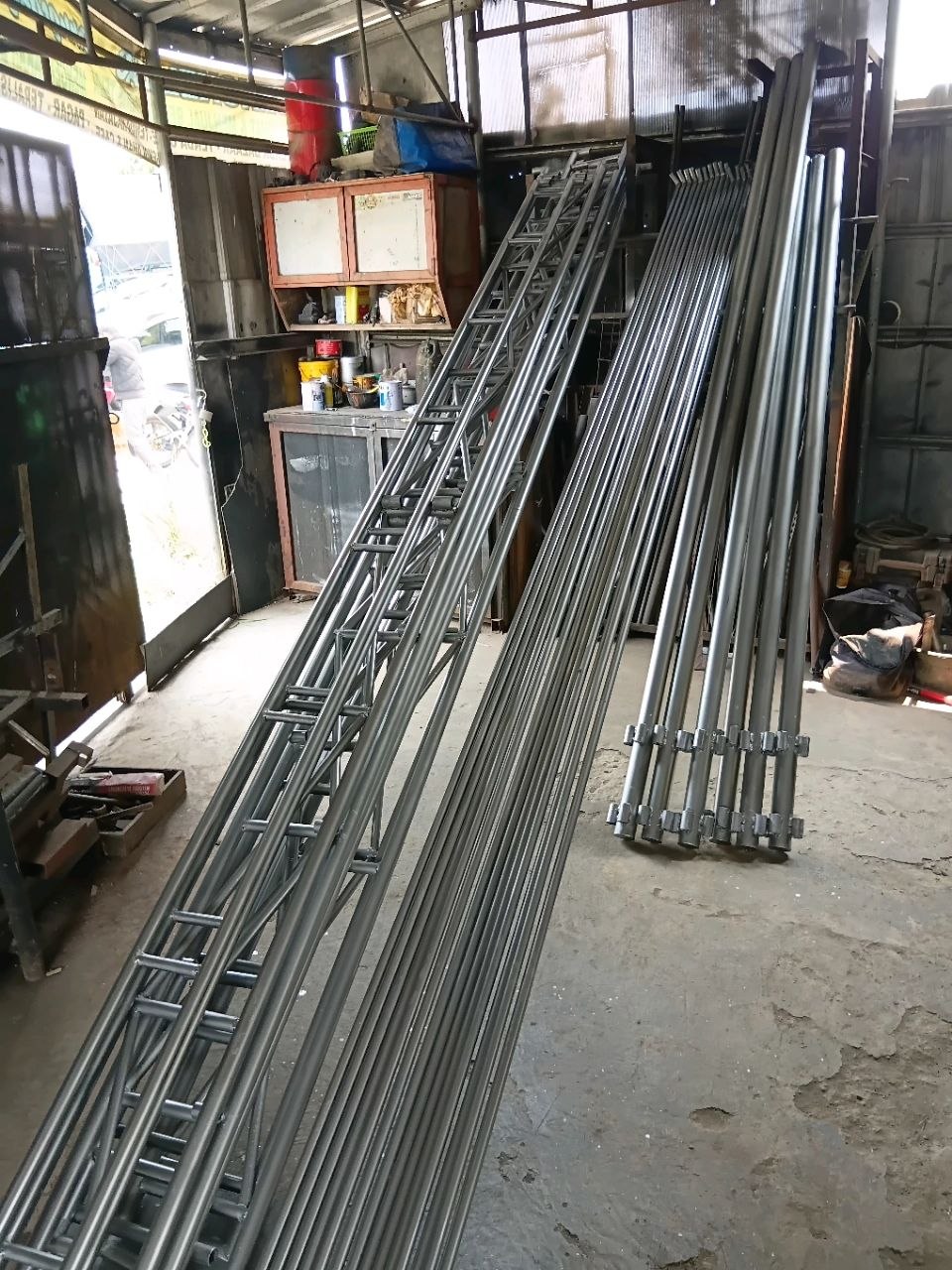 Pembuatan Tenda di Untuk Di Depok hasil pekerjaan DESIGN MANUFAKTUR